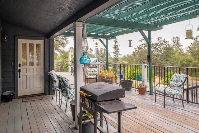 12500 Bailey Road, Redding, CA 96003