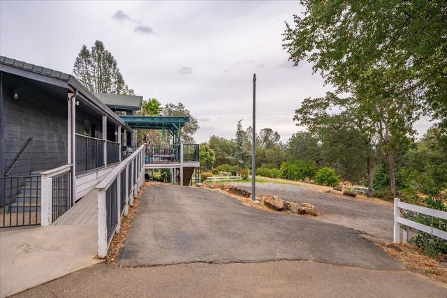 12500 Bailey Road, Redding, CA 96003
