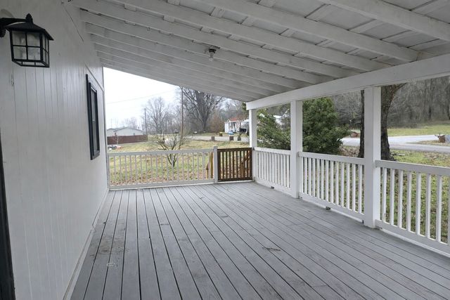 8497 Lawrenceburg Hwy, Mount Pleasant, TN 38474