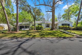 709 SW 27TH STREET, Gainesville, FL 32607