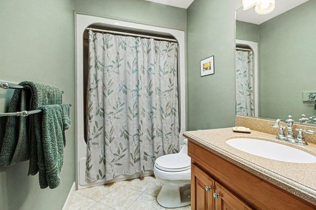 1335 N Silo Ridge Drive, Ann Arbor, MI 48108