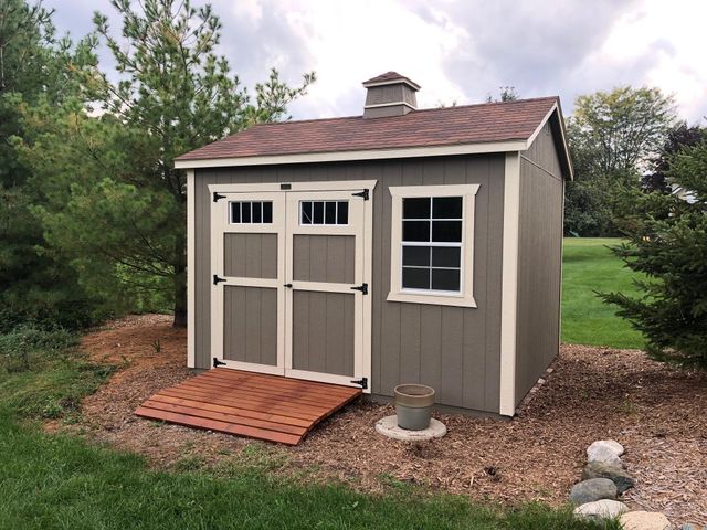 1335 N Silo Ridge Drive, Ann Arbor, MI 48108