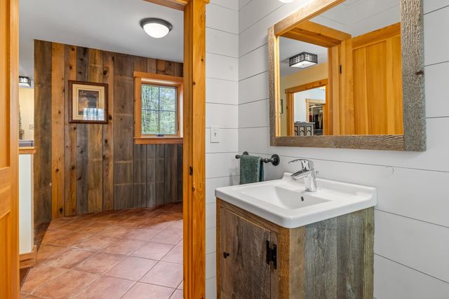 348 Fort Defiance Hill, Barnard, VT 05031