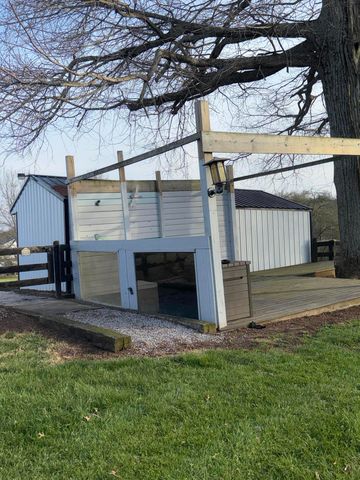 130 E Union Road, Carlisle, KY 40311
