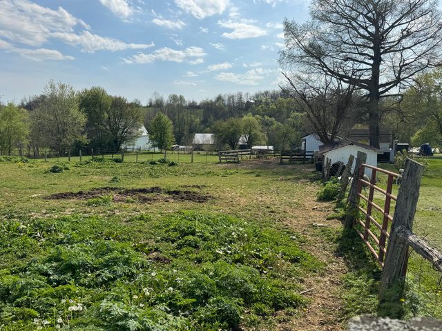 130 E Union Road, Carlisle, KY 40311