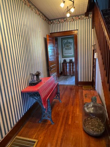 130 E Union Road, Carlisle, KY 40311