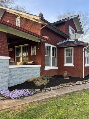 130 E Union Road, Carlisle, KY 40311