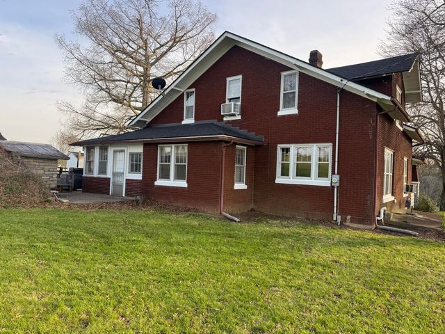 130 E Union Road, Carlisle, KY 40311