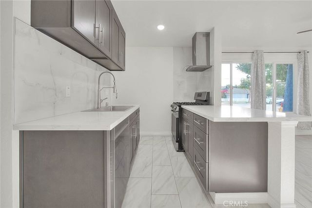 8585 Lampson Ave A, Garden Grove, CA 92841