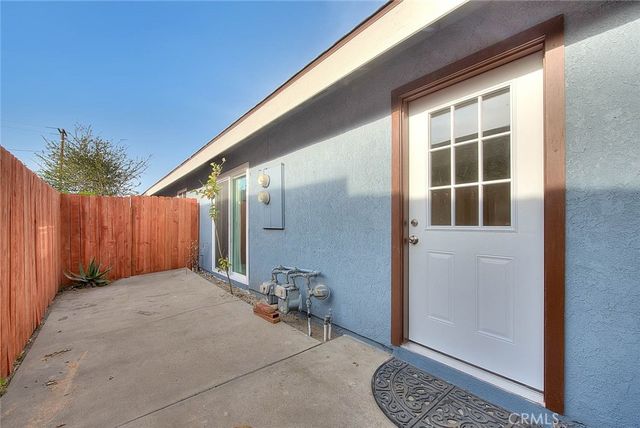 8585 Lampson Ave A, Garden Grove, CA 92841
