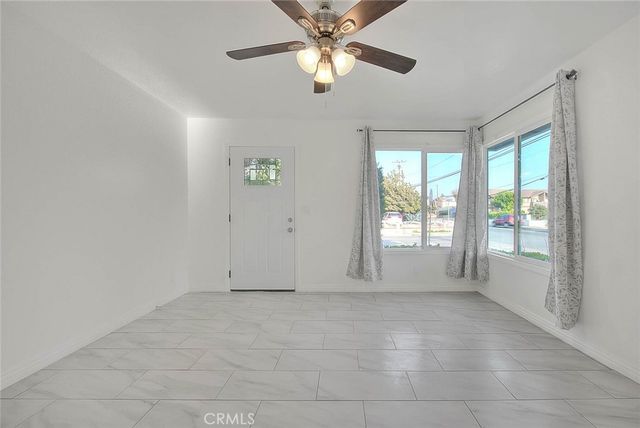 8585 Lampson Ave A, Garden Grove, CA 92841