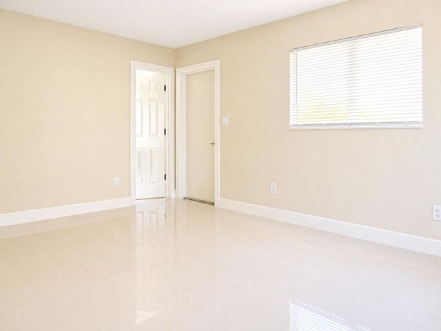 1100 NE 25th Avenue, Pompano Beach, FL 33062