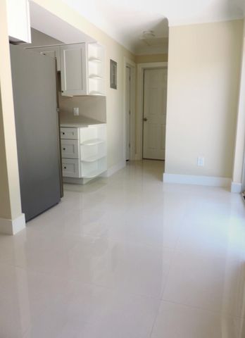 1100 NE 25th Avenue, Pompano Beach, FL 33062