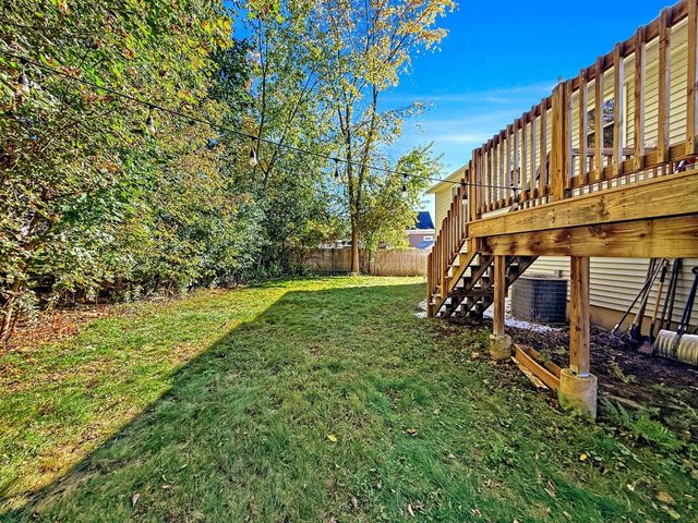 23 Iona Ave, Dracut, MA 01826
