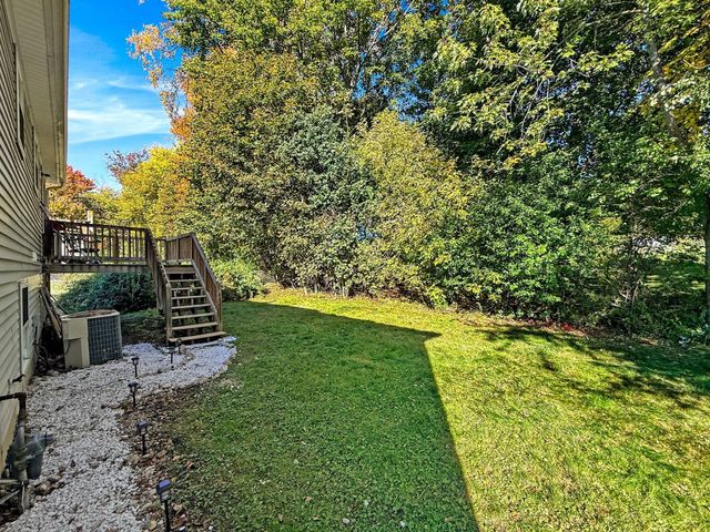 23 Iona Ave, Dracut, MA 01826