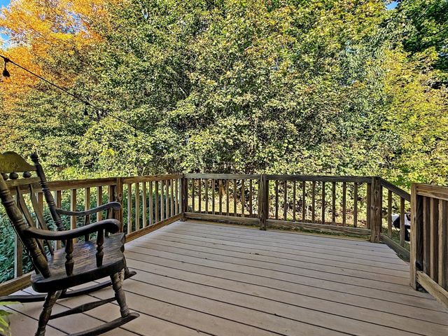23 Iona Ave, Dracut, MA 01826