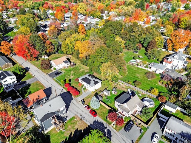 23 Iona Ave, Dracut, MA 01826