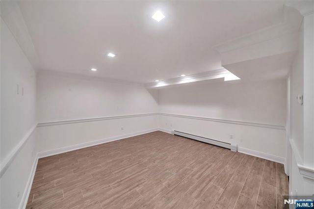 516 Undercliff Avenue, Edgewater, NJ 07020