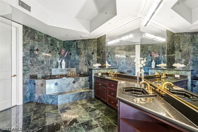 4801 Island Pond CT 801, Bonita Springs, FL 34134