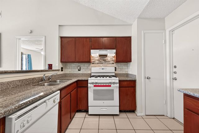 4239 Prairie Meadow Drive, Katy, TX 77449