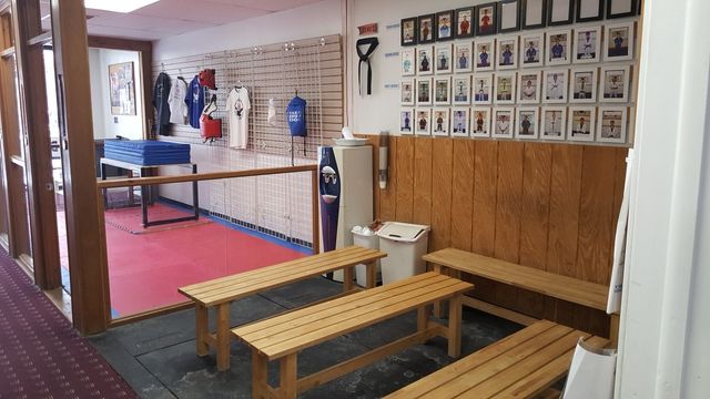 6741 W Archer Avenue, Chicago, IL 60638