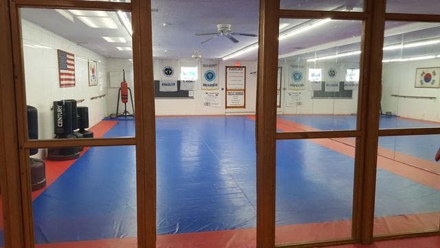 6741 W Archer Avenue, Chicago, IL 60638