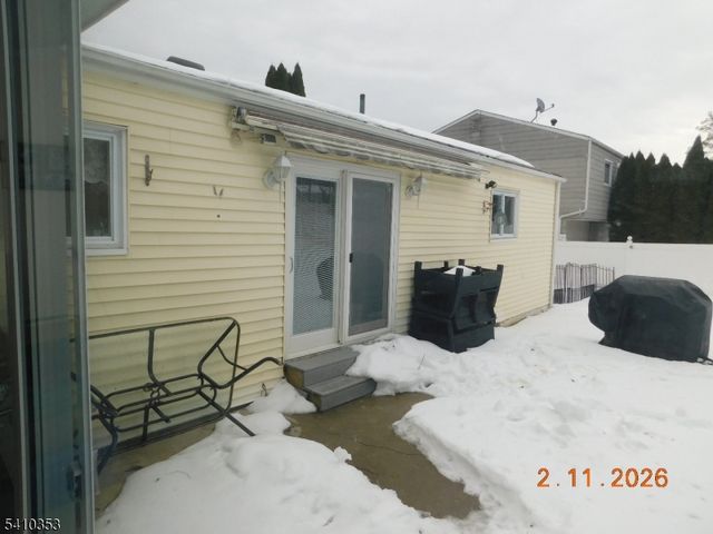 128 College View Dr, Hackettstown Town, NJ 07840