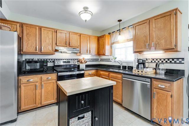 2424 Bridgehaven Ter, Henrico, VA 23233