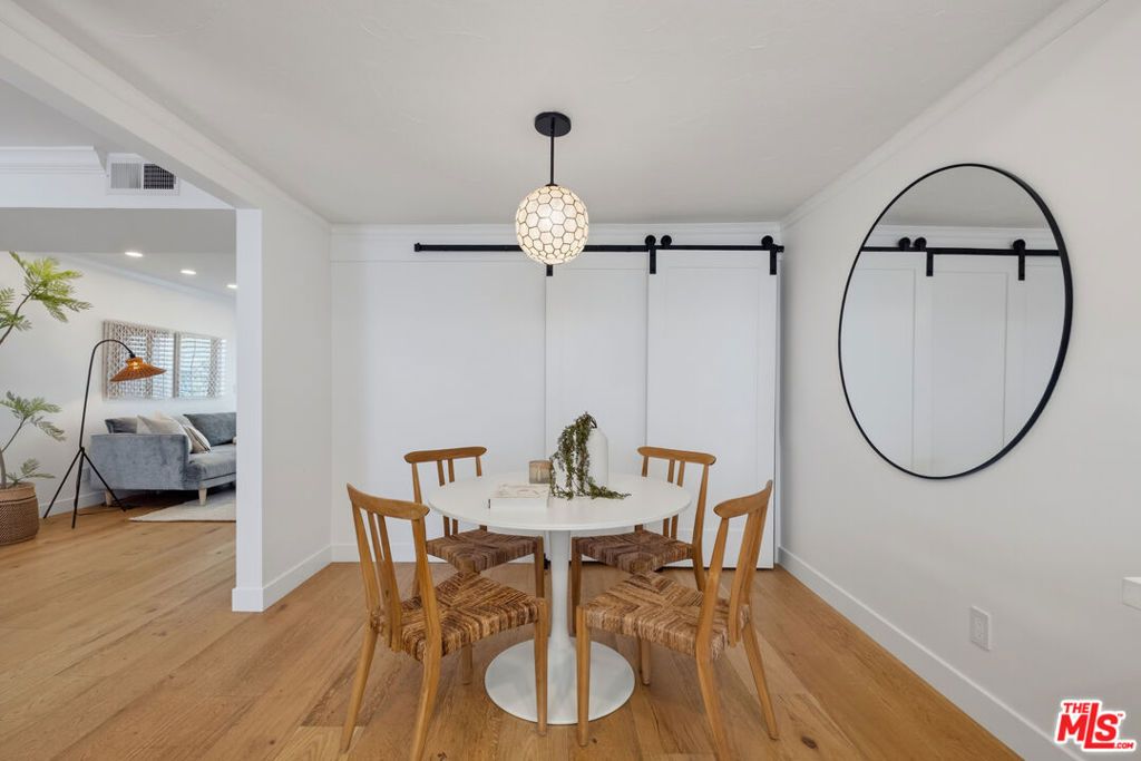 Image 11 of property listing at 1447 26th Street C, Santa Monica, CA 90404