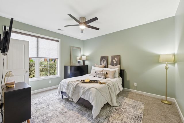 5956 WINDSOR FALLS LOOP, Arlington, TN 38002