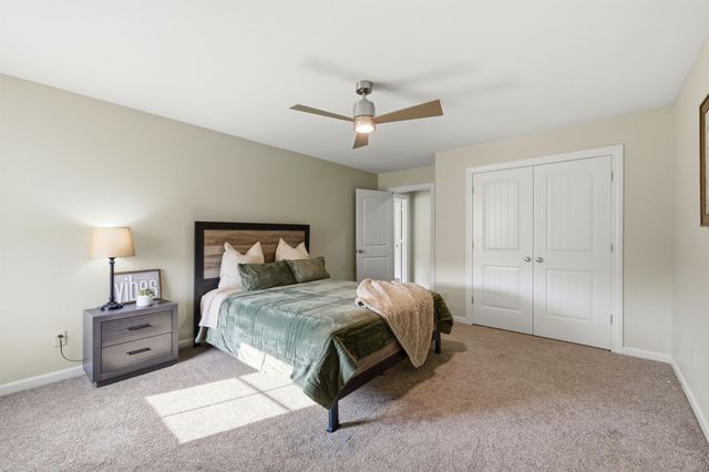 5956 WINDSOR FALLS LOOP, Arlington, TN 38002