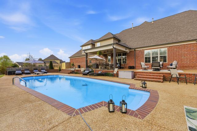 5956 WINDSOR FALLS LOOP, Arlington, TN 38002