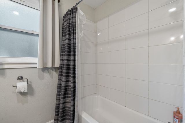 327 Pine Street, Hot Springs, AR 71901