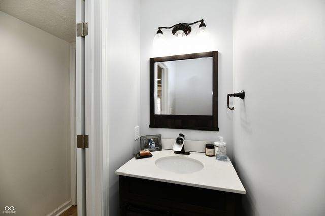 7608 Pipestone Drive, Indianapolis, IN 46217