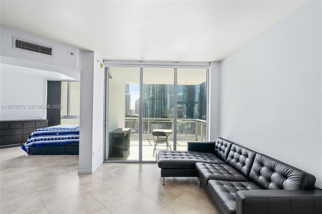 350 S Miami Ave 2210, Miami, FL 33130