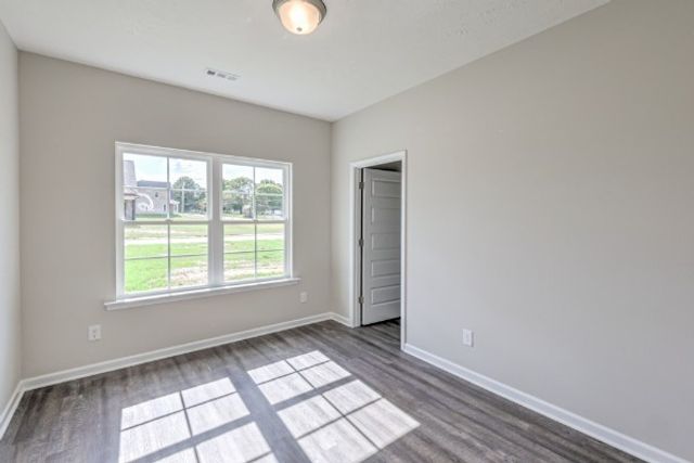 21 Bartow St, Decherd, TN 37324