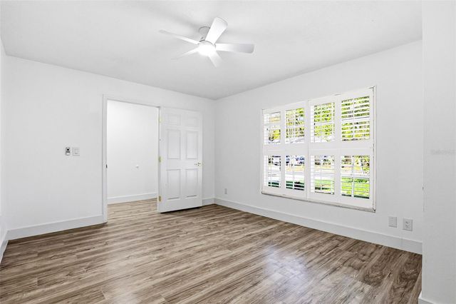 10217 N PAWNEE AVENUE, Tampa, FL 33617