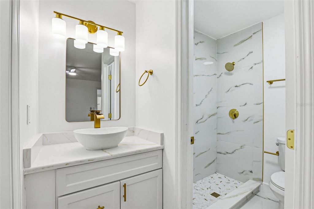 Image 35 of property listing at 10217 N PAWNEE AVENUE, Tampa, FL 33617