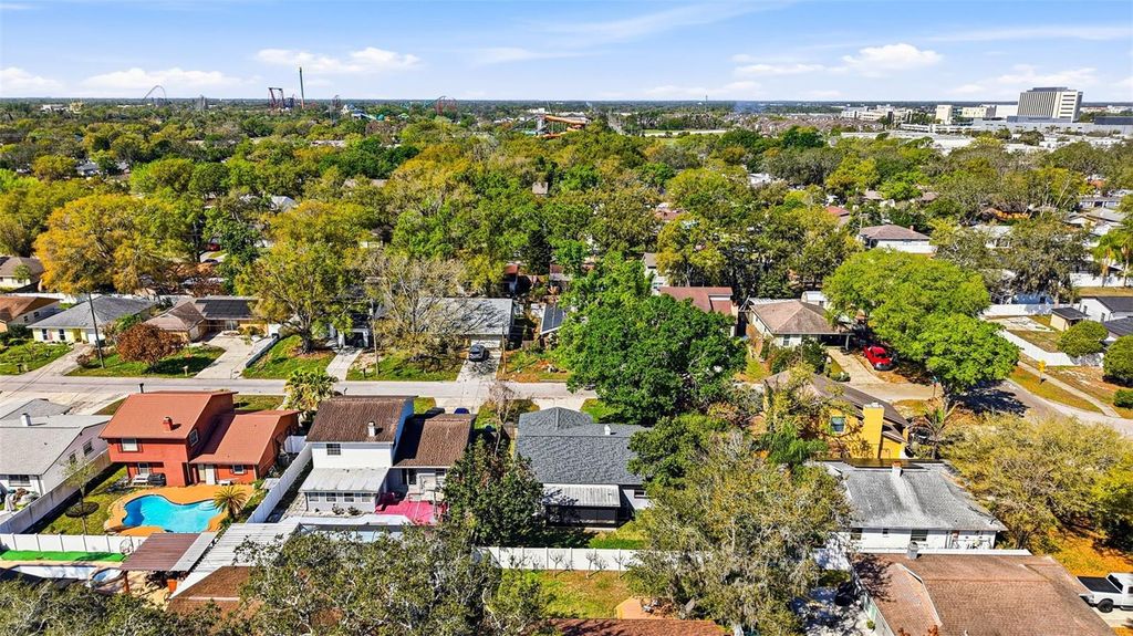 Image 55 of property listing at 10217 N PAWNEE AVENUE, Tampa, FL 33617