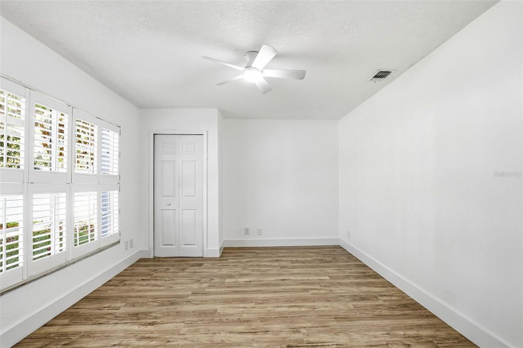 Image 9 of property listing at 10217 N PAWNEE AVENUE, Tampa, FL 33617