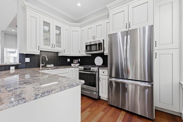 297 K St 2, Boston, MA 02127