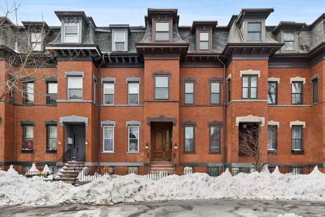 297 K St 2, Boston, MA 02127