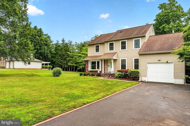 69 WILLIS DR, Ewing, NJ 08628