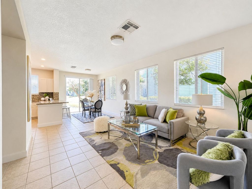 3022 Laurel Ridge Circle, Riviera Beach, FL 33404