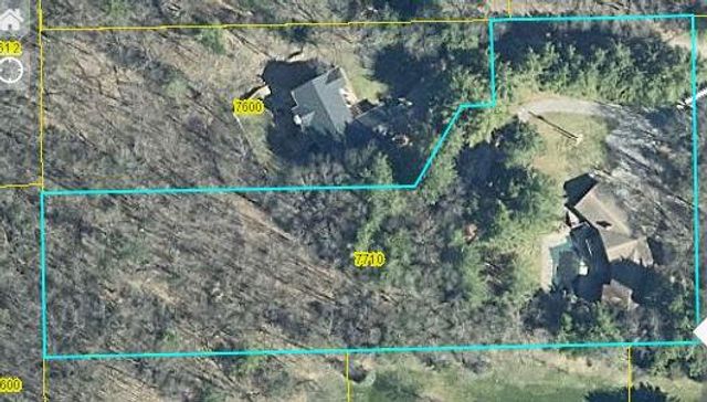 7710 Cascade Pines Drive, Grand Rapids, MI 49546