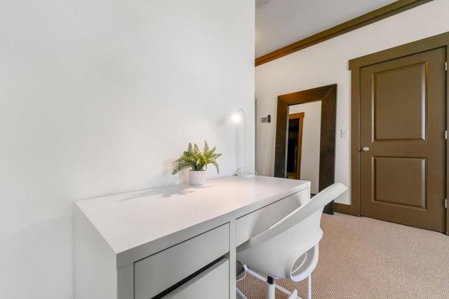 750 Liberty Commons Drive, Atlanta, GA 30314