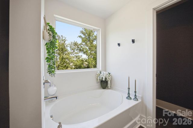 133 Parkmont Drive, Troutman, NC 28166
