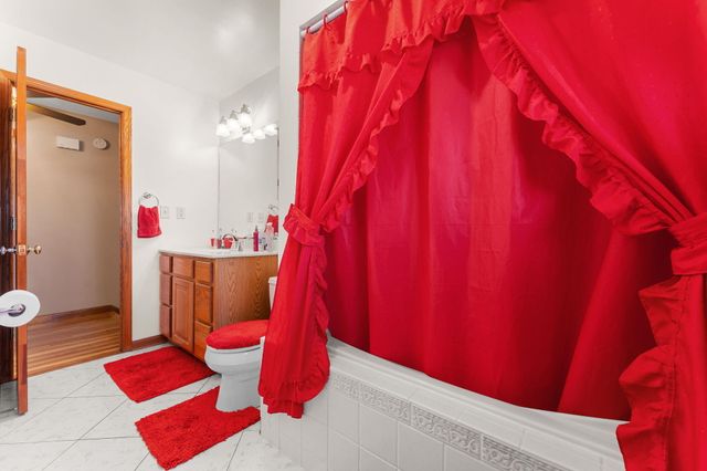 906 E Glen Park Avenue, Griffith, IN 46319