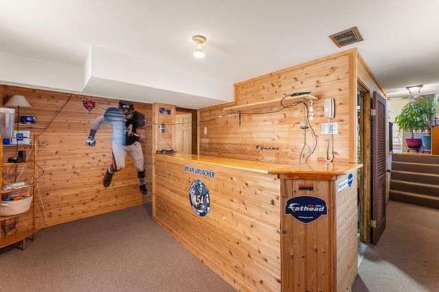 906 E Glen Park Avenue, Griffith, IN 46319