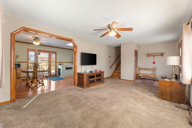 906 E Glen Park Avenue, Griffith, IN 46319